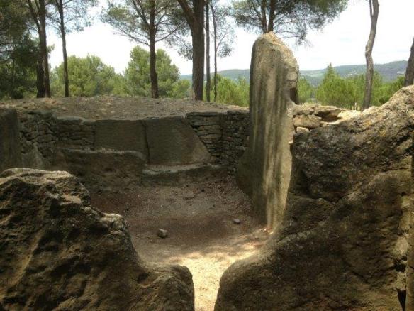 Cella at the dolmen des fees